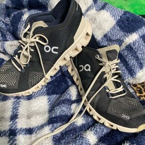 Women size 10 good condition